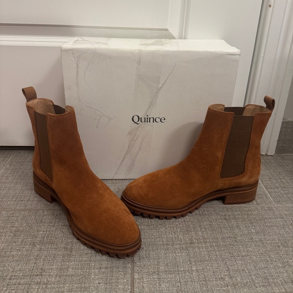Quince Shoes - NIB | Quince Women Suede Chelsea Boot Cinnamon 10